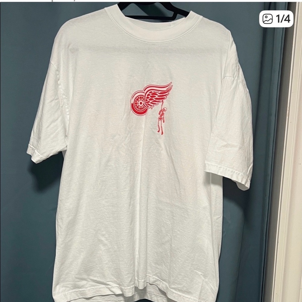 Detroit Red Wings Sana collaboration shirt.